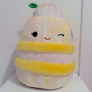 🟡NWT HTF 12” Landry, the Yellow Meringue Macaron, Original Squishmallow🟡